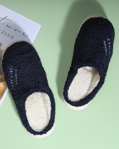 Buy Navy Flip Flop Slippers for Men by DRUNKEN Online