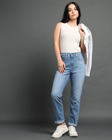 LEVI'S Women Lightly Washed High-Rise 724 Slim Straight Fit Jeans