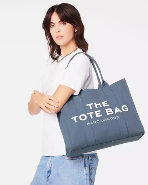 トートバッグ The Large Tote Bag in Blue Canvas The Canvas Large Tote Bag | Marc Jacobs | Official Site