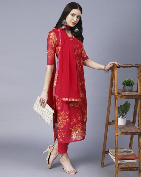 SVARAA Women Floral Print Straight Kurta Set