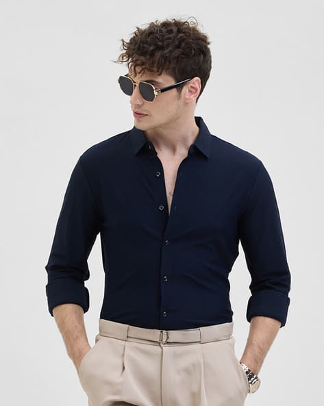 Men Slim Fit Solid Spread Collar Formal Shirt