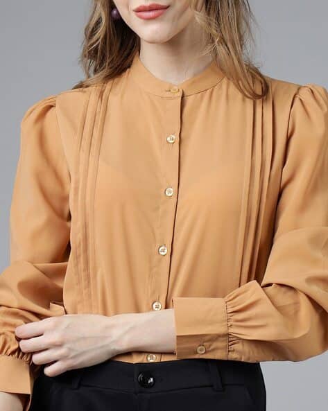 新品Gajess ガジェスBella Tight Shirt ベージュ　シャツ Bella Tight Shirt | Gajess