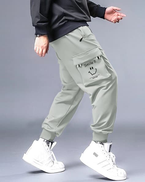 Men Joggers with Flap Pockets