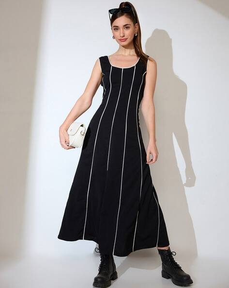 GLOBUS Women Scoop Neck Stripes Design Flared Hem A-Line Maxi Dress