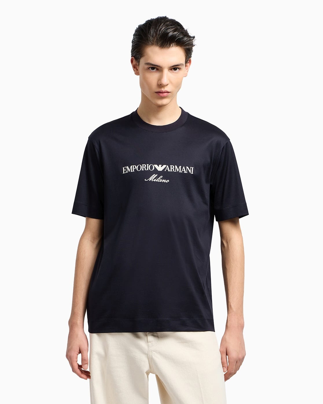 -1117Wx1400H-410522962-mb222-