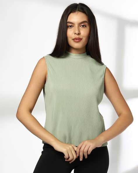 FIG Women Ribbed Slim Fit Top