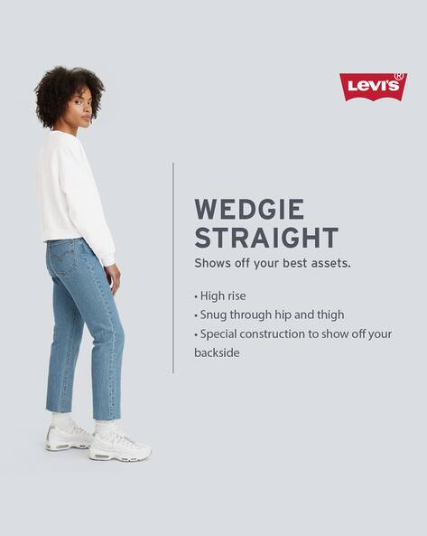 Women Lightly Washed Wedgie Bootcut Jeans