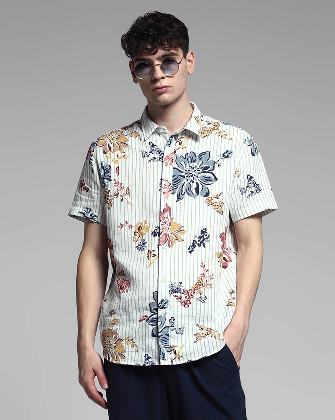 Men Floral Print Regular Fit Shirt