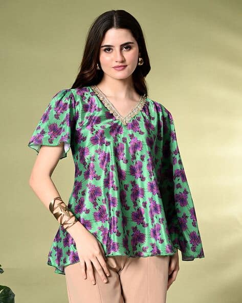 SVARAA Women Floral Print Regular Fit Top