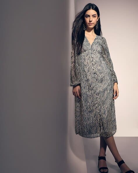 Buy Vero Moda Women Printed Fit & Flare Dress Online | Ajio.com