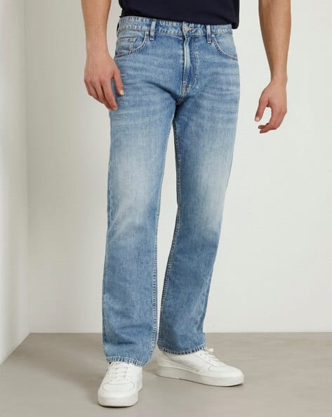 GUESS Men Mid-Rise Straight Fit Washed Jeans