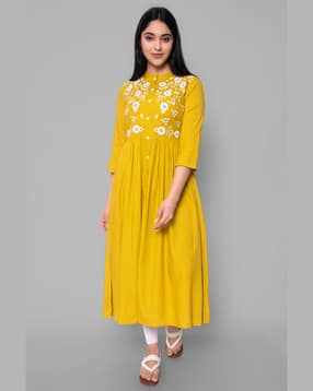 palsiya presents Women Embroidery Flared Kurta-picture-10