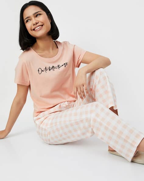 Women Checked Top And Pyjamas Set