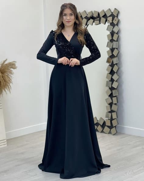 Buy Thapnath Women Embroidered Bodycon Dress Online | Ajio.com