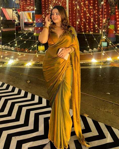 SVARAA Women Traditional Saree with Blouse Piece