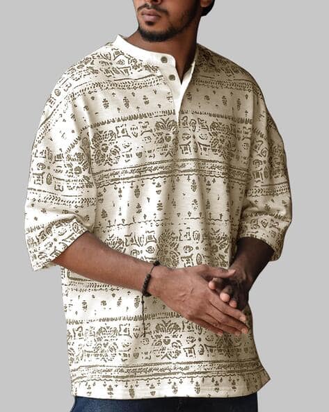 EYEBOGLER Men Printed Relaxed Fit Henley-Neck T-Shirt
