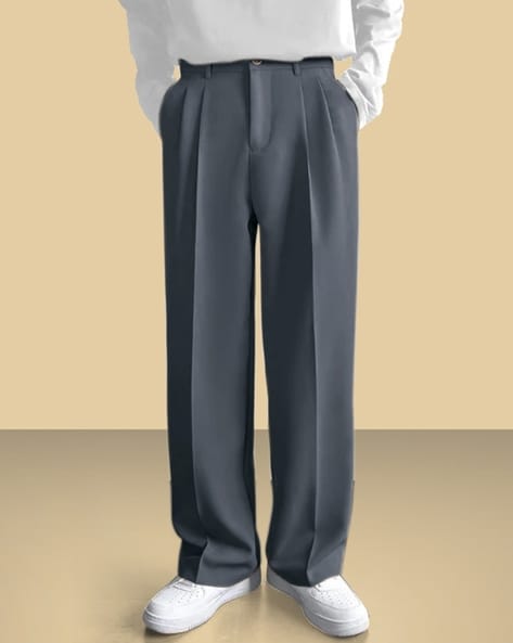 Men Relaxed Fit Trousers with Insert Pockets