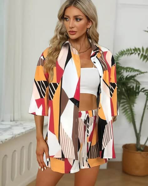 ZWERLON X AG Women Geometric Print Shirt & Shorts Co-Ords Set