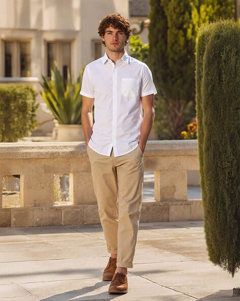 Men Regular Fit Half Sleeve Cotton Shirt