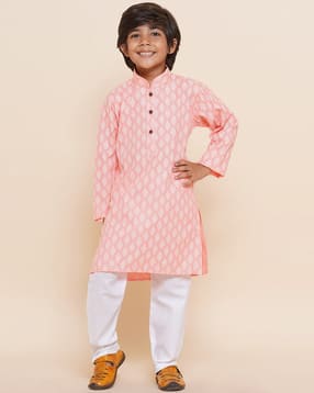 Boys Printed Kurta Pyjama Set-image-39