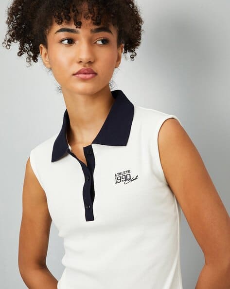 Buy WHITE Tshirts for Women by MAX Online