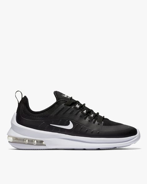 Women Air Max Axis Sneakers