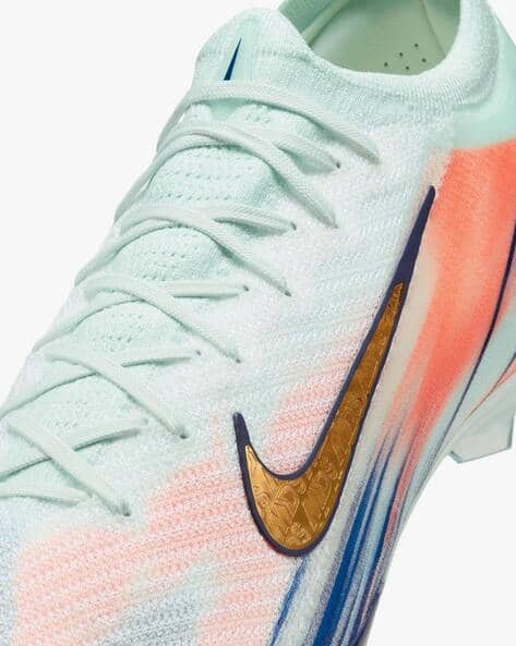 Buy Green Sports Shoes for Men by NIKE Online