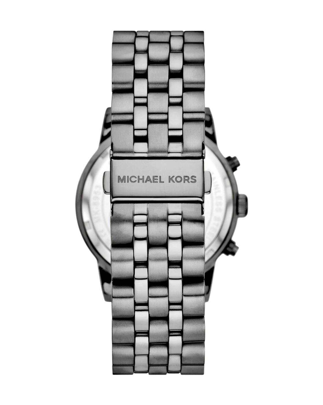 Round Dial Chronograph Watch