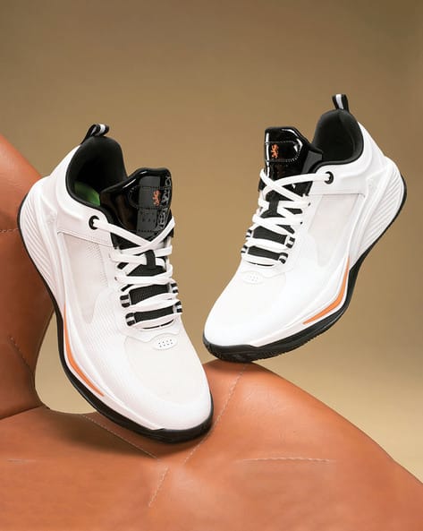 Men Lace-Up Sports Shoes with Mesh upper