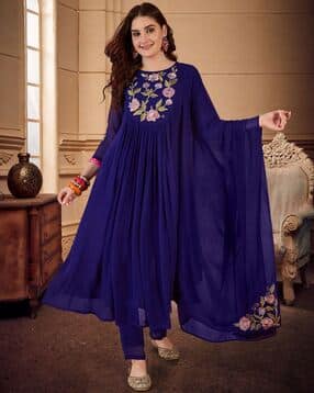 Women Embroidered Flared Kurta Set