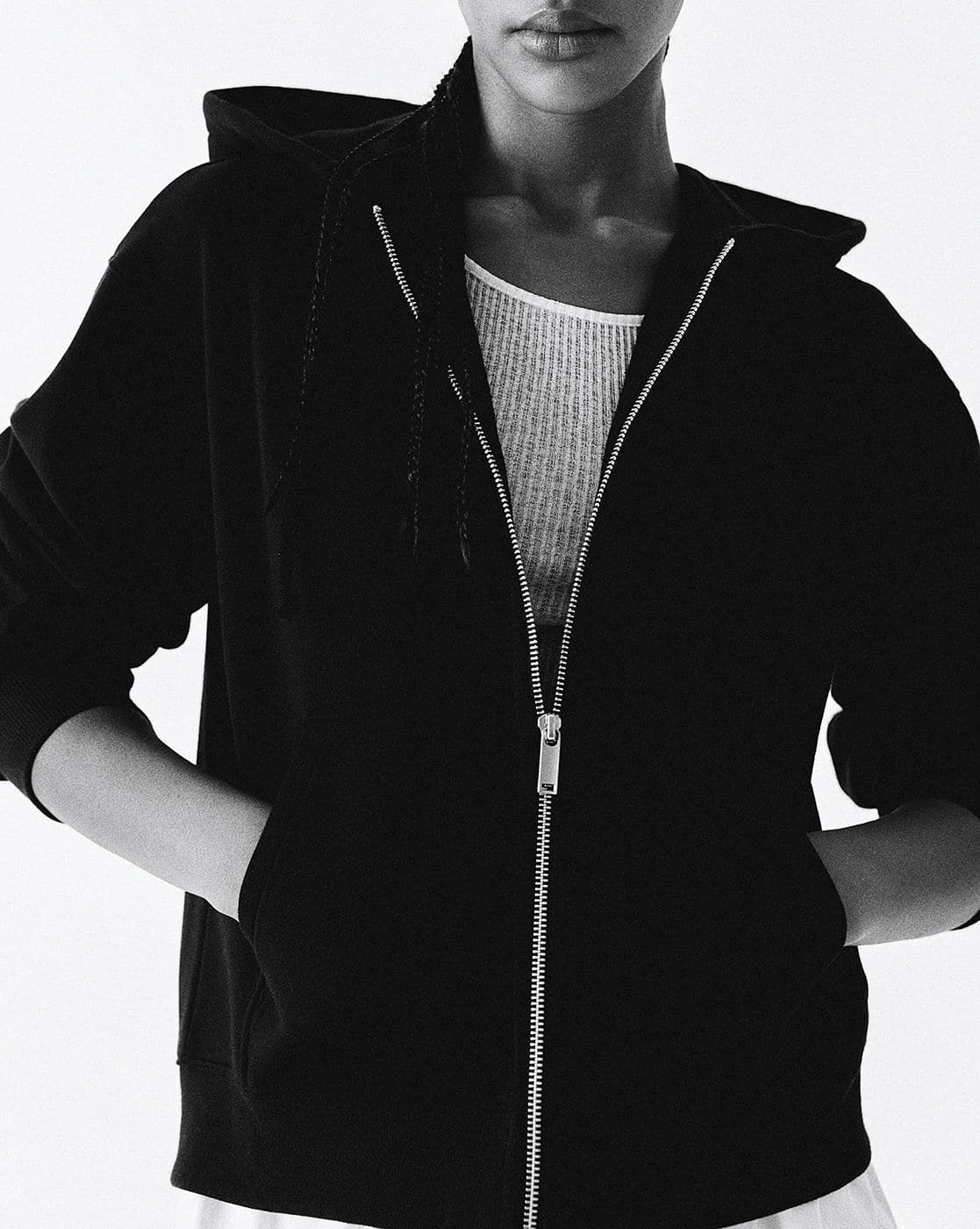 Buy Black Sweatshirt & Hoodies for Women by H&M Online | Ajio.com