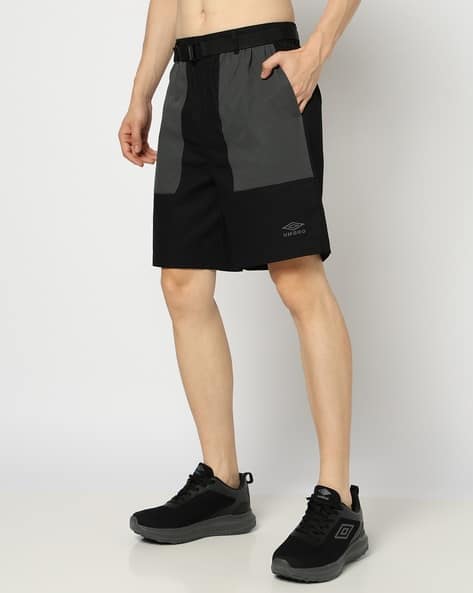 UMBRO Men Colourblock Regular Fit Shorts with Belt