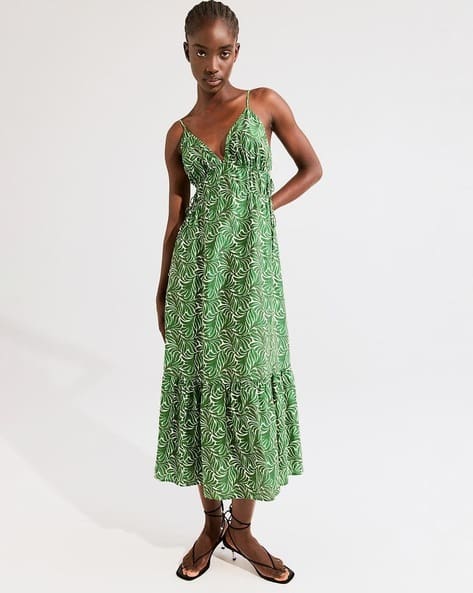 Buy H&M Women Leaf Print Tiered Dress Online | Ajio.com