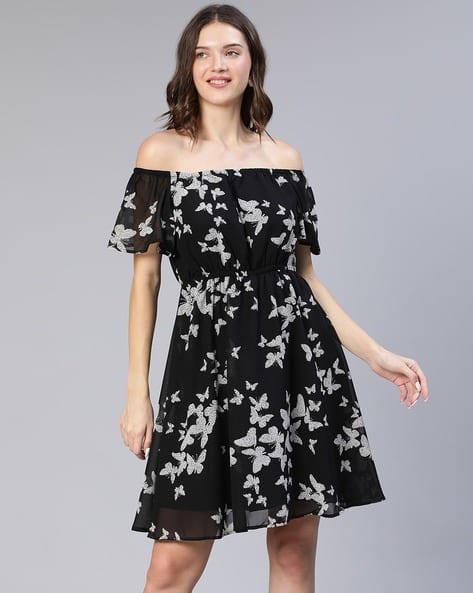 Buy Black Dresses for Women by Oxolloxo Online | Ajio.com