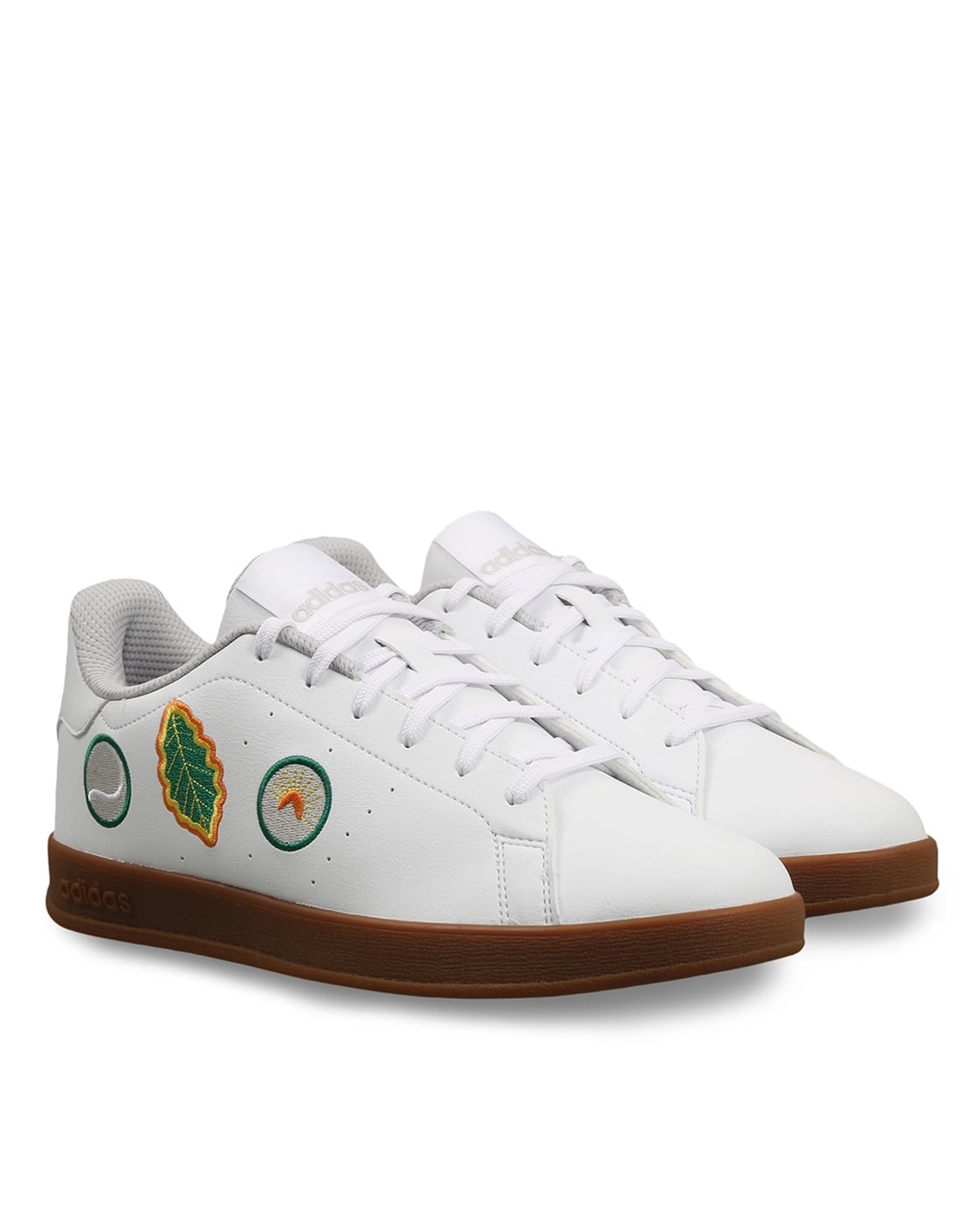 -1117Wx1400H-469697559-white-