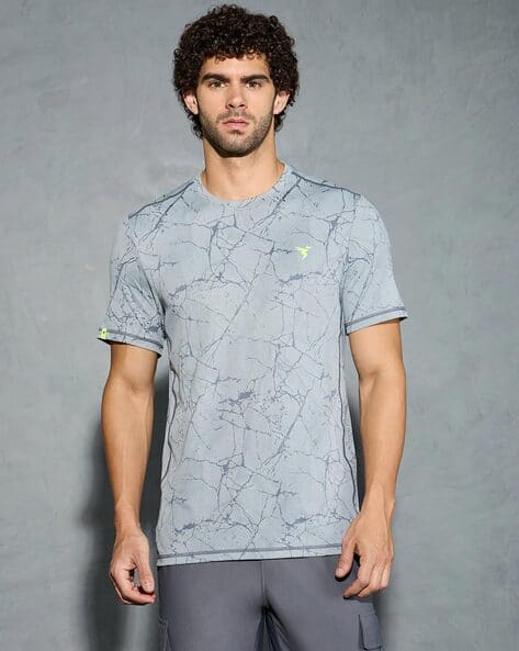 Men Slim Fit Crew-Neck T-Shirt