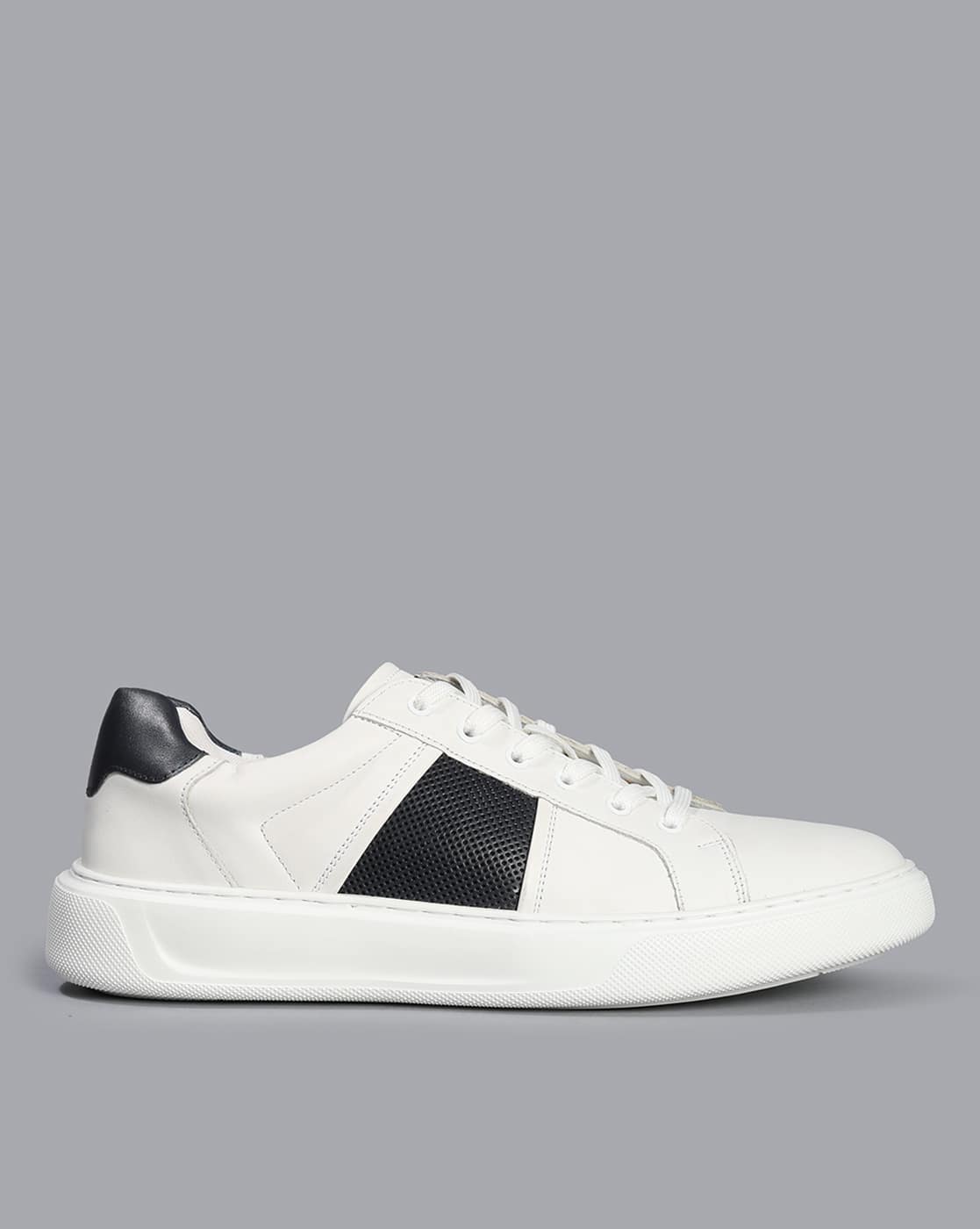 Buy White Sneakers for Men by STEVE MADDEN Online | Ajio.com Buy White Sneakers for Men by STEVE MADDEN Online | Ajio.com