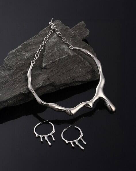 Sohi Women Silver Plated Jewellery Set