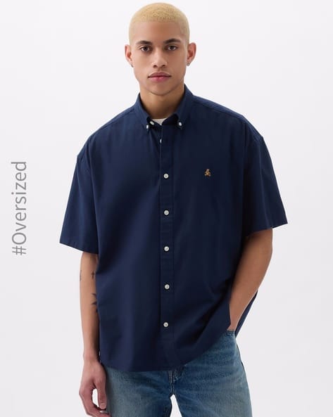 Buy GAP Men Oversized Oxford Shirt wi Online | Ajio.com
