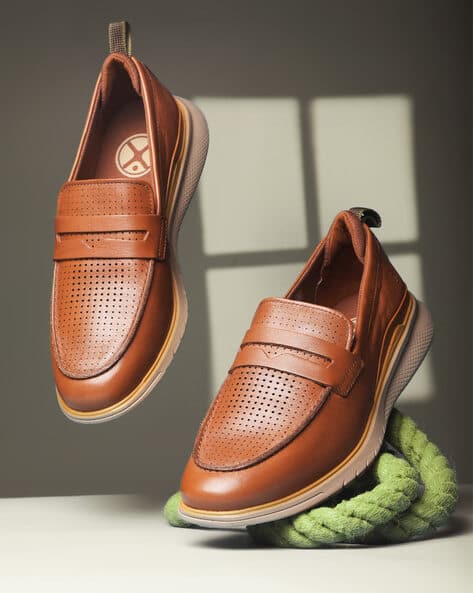 HUSH PUPPIES Men Mid-Top Slip-On Loafers