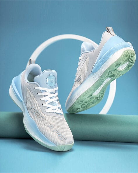 Men Casual Shoes with Mesh Upper