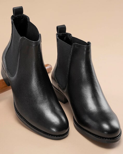 Women Ankle Length Chelsea Boots