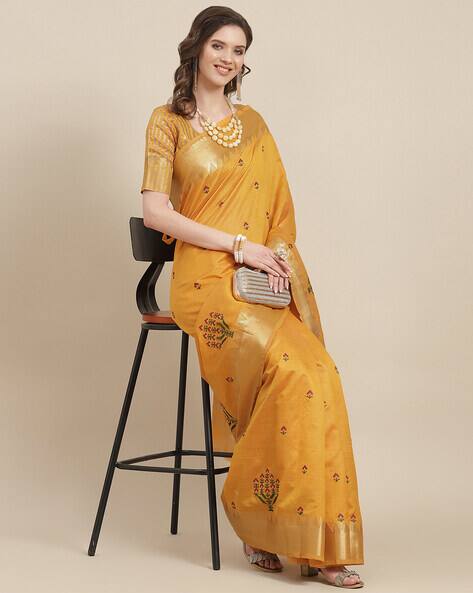 SVARAA Women Embroidered Saree with Contrast Border