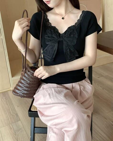 Women Regular Fit V-Neck Korean Top with Bow