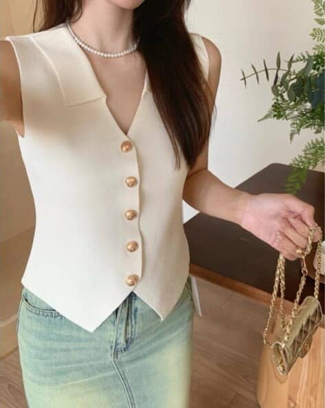 Buy White Tops for Women by DIVAWALK Online