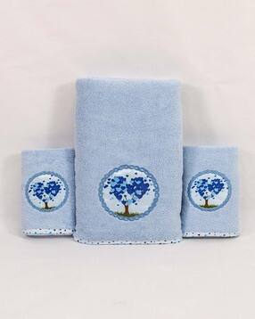 Set of 3 Printed Towels with Contrast Border-image-24