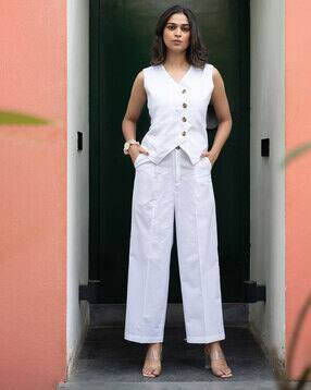 svaraa Women Cotton V-Neck Tailored Fit Top-picture-19