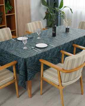 6-Seater Printed Table Cover