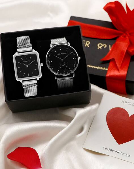Joker & Witch Couple Round Dial Analogue Watch