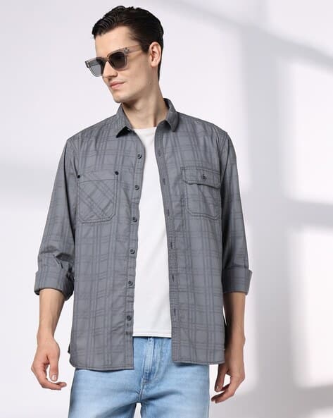 Men Checked Slim Fit Shirt with Flap Pockets